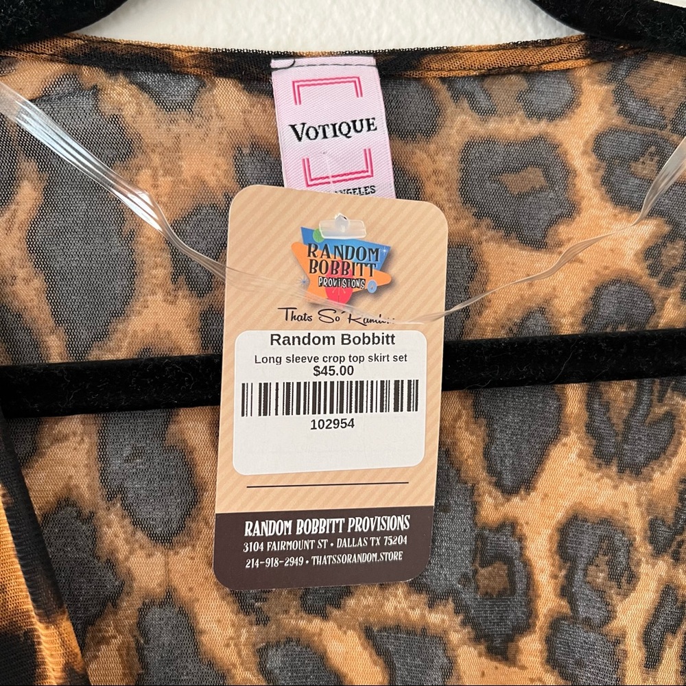 Matching Animal Print Set - Picture 4 of 7